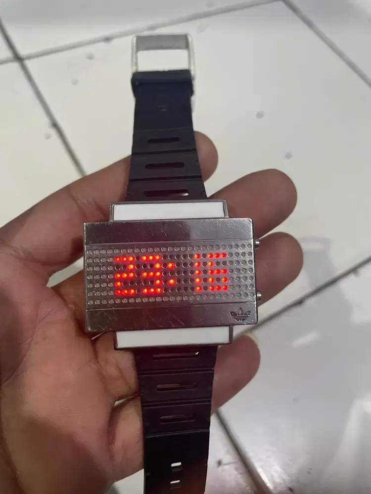 jam tangan adidas adh1601