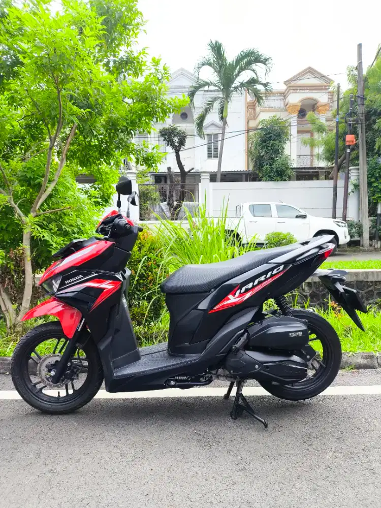 Vario 125 CBS gen 2 thn 2025 Low KM GRESS!!