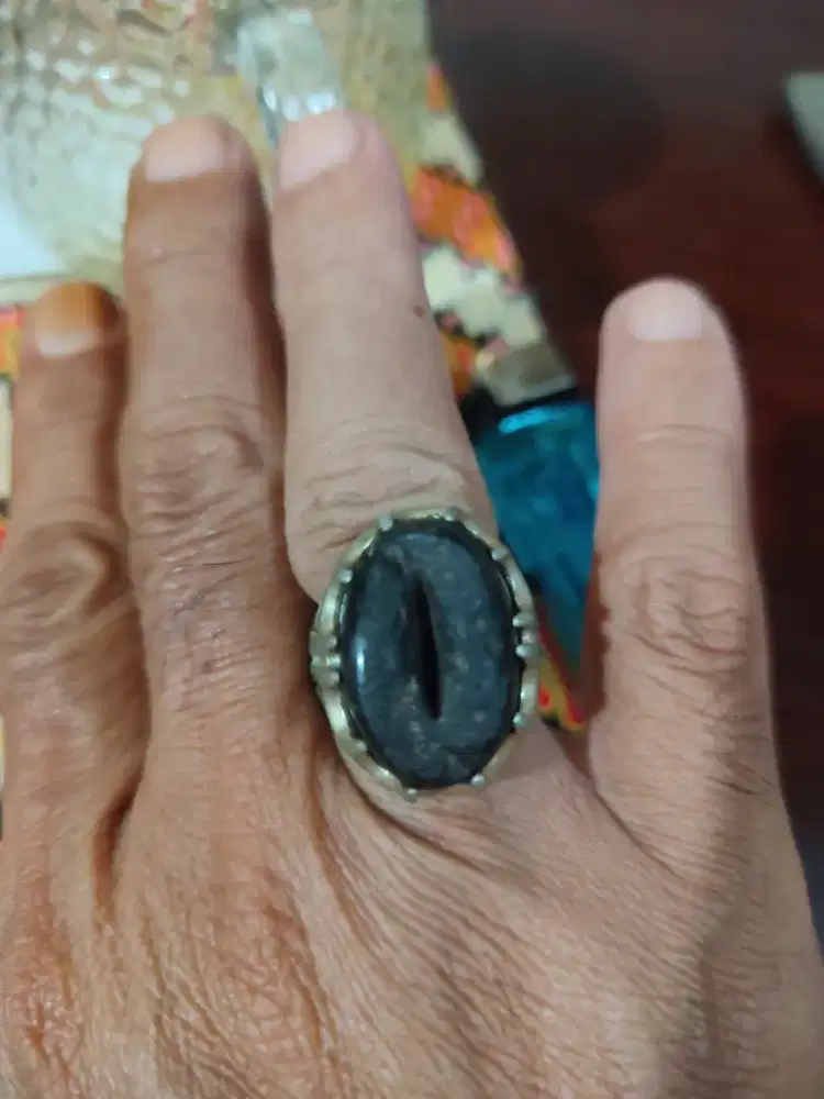 Batu tundung bawuk