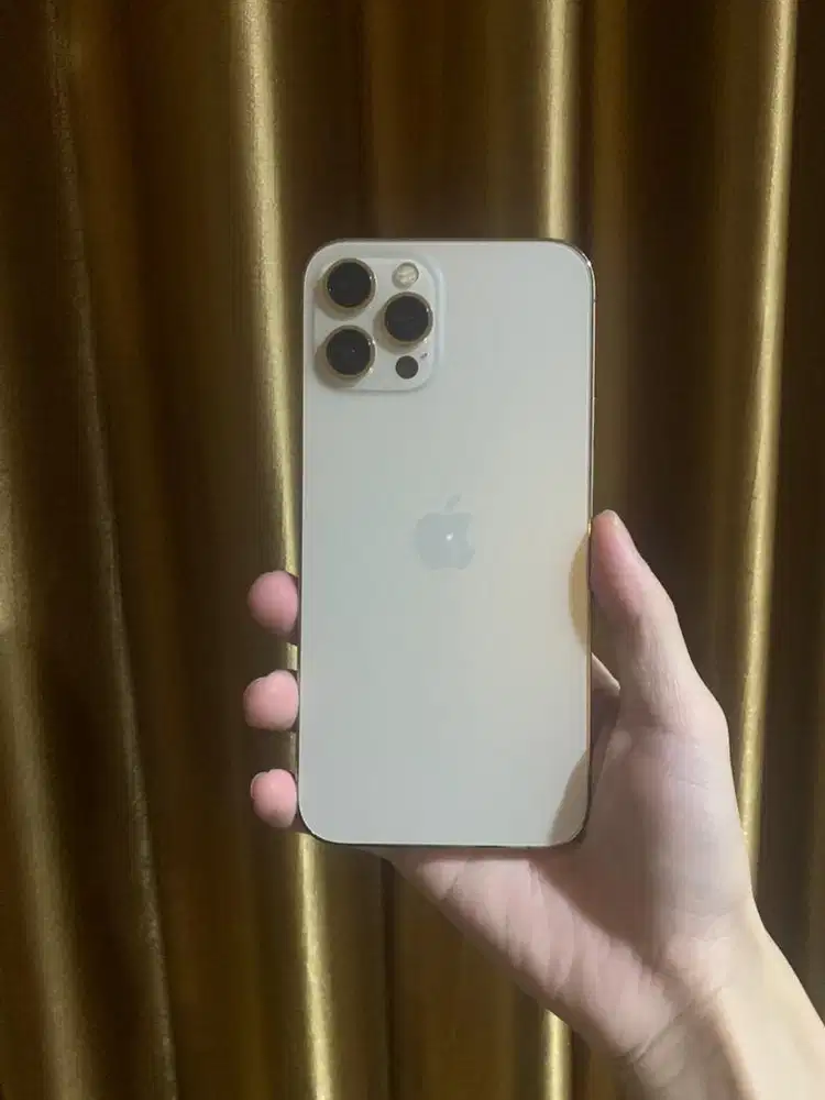 iPhone 12 Pro Max Gold 512GB Mulus Full Fungsi Siap Pakai