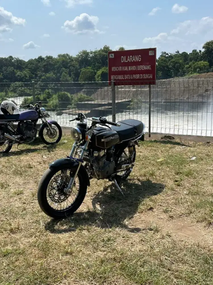 Honda gl 100 tahun 1982 original