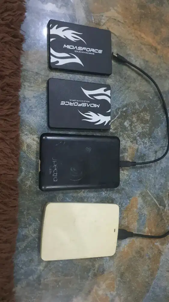 Jual SSD & HDD PAKETAN KONDISI DI DESKRIPSI