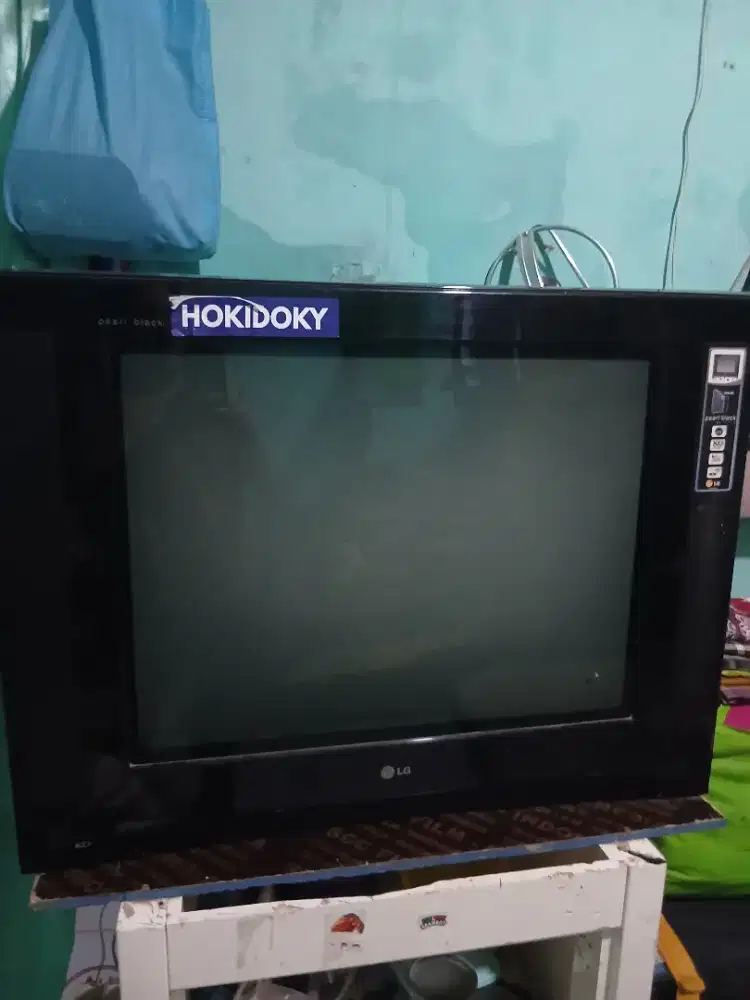 Dijual tv LG pearl black 32 in