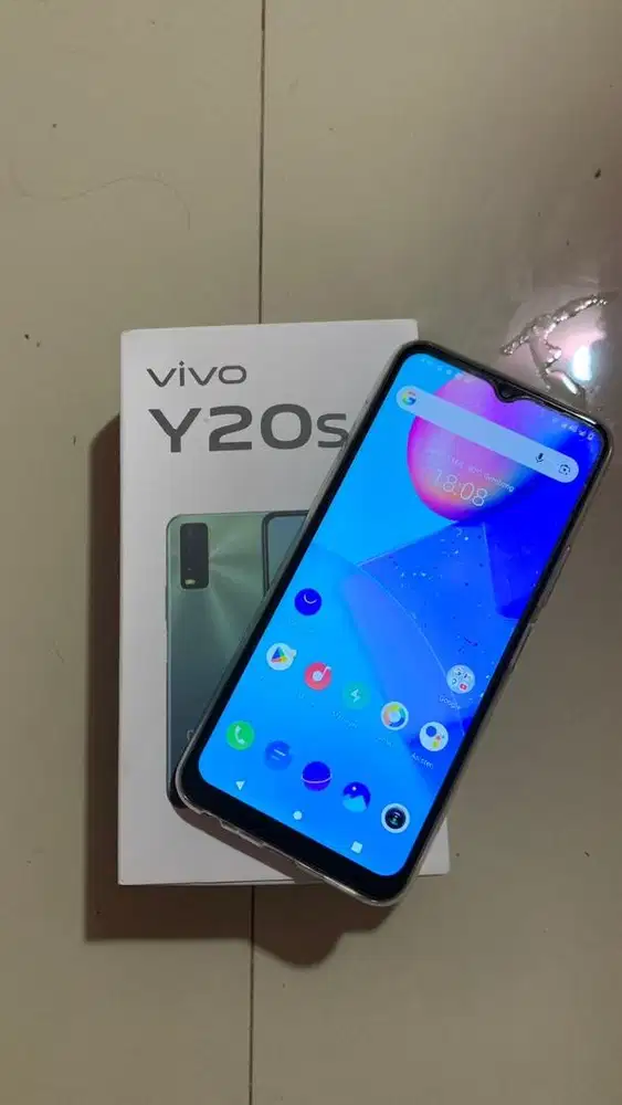 Vivo y20s ram 8/256