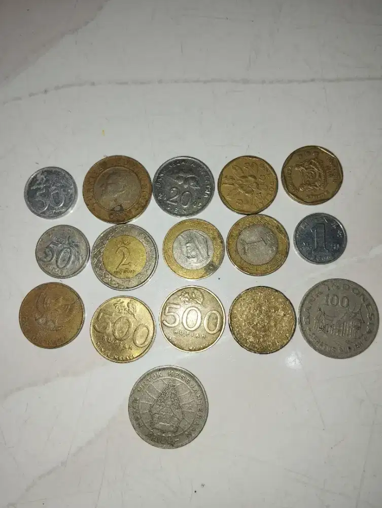 Uang kuno berbagai macam
