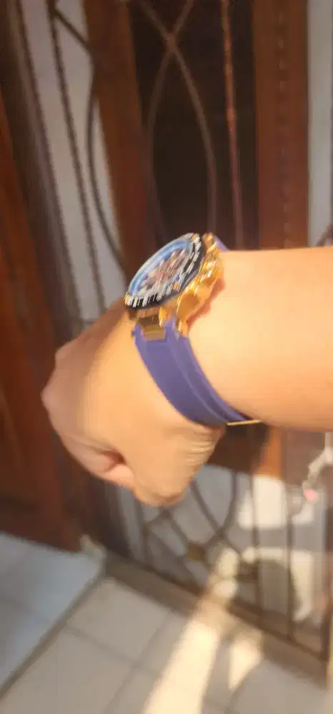 Jam Gc elitenya dari guess mengeluarkan jam Crono dgn pasangan model