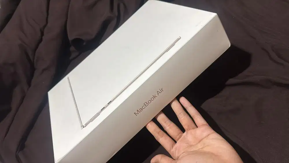 Dijual Santai Macbook Air M4 16/256 GB