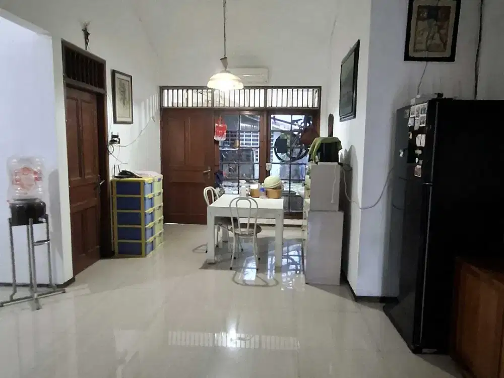 Raya Darmo Permai