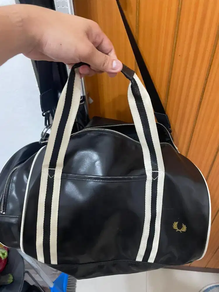 Preloved duffle bag fred perry ori