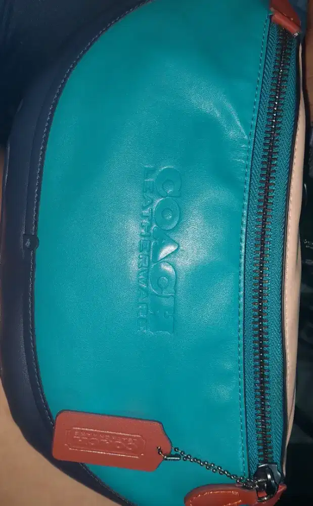 Tas Coach Elegan & Berkualitas