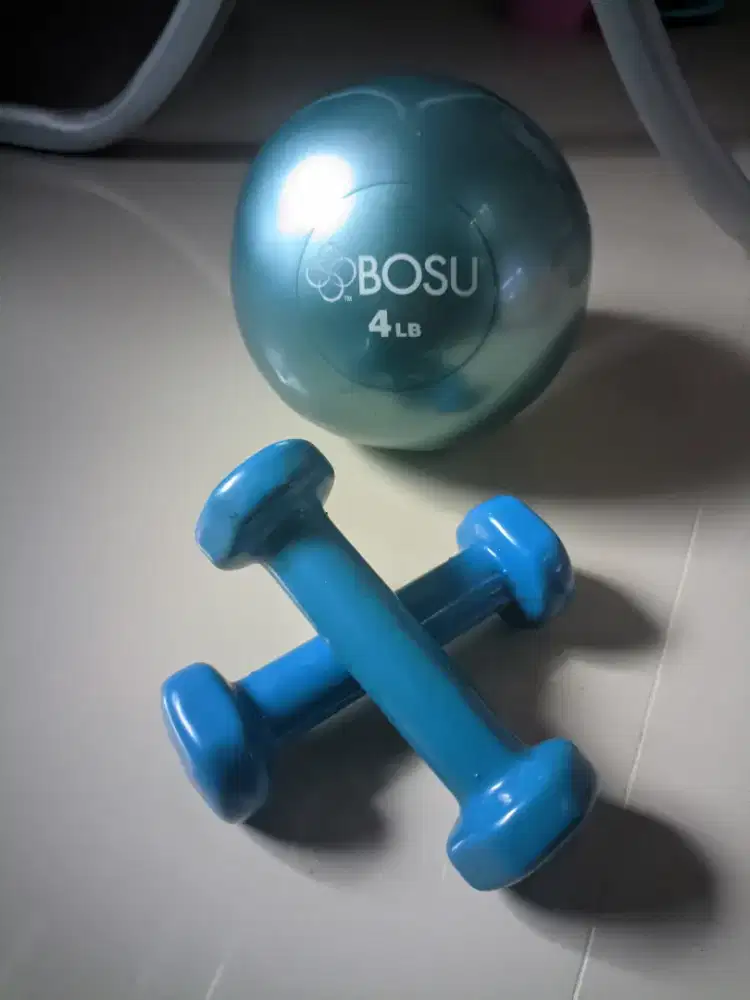 Bosu Soft weigh ball dan dumbel