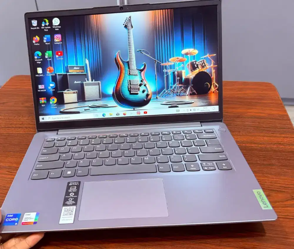 Lenovo idealpad slim 1 (CORE I5 GEN 11)