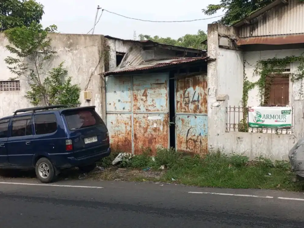 Jalan Raya Sawo
