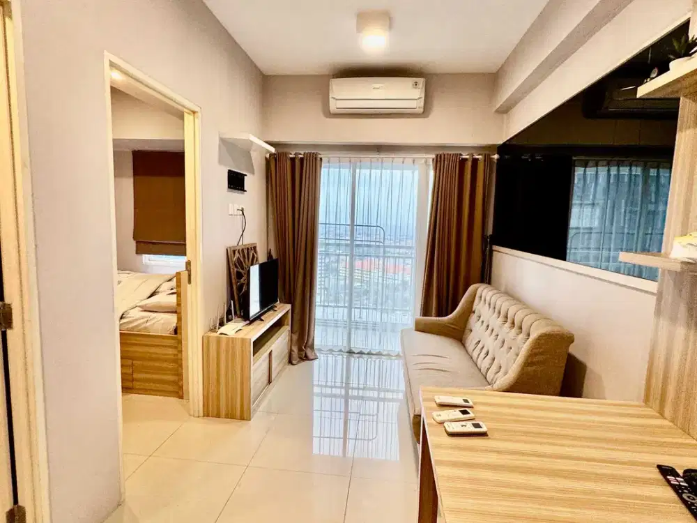 DISEWAKAN APARTEMEN TANGLIN LT 15 FURNISH VIEW POOL PAKUWON MALL