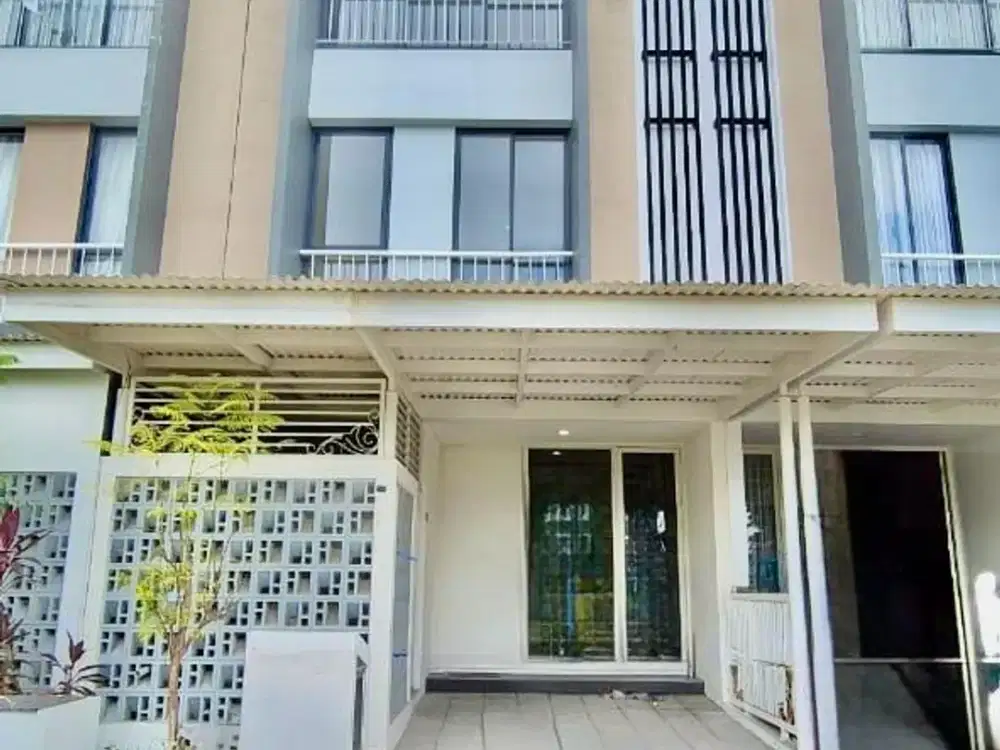 DIJUAL RUMAH ROYAL RESIDENCE OAKWOOD 3LT SEMI FURNISH