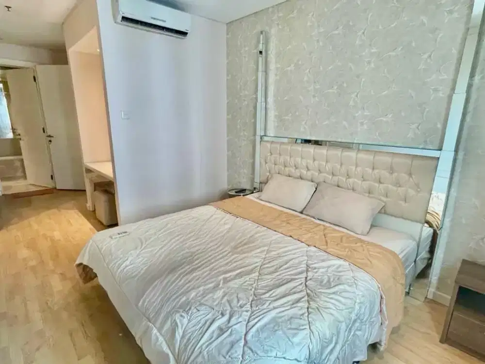DISEWAKAN APARTEMEN WATERPLACE DE RESIDENCE LT 15 3KT FURNISH PRIVATE LIFT