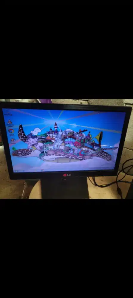 LED Monitor 16 Merk LG Mulus