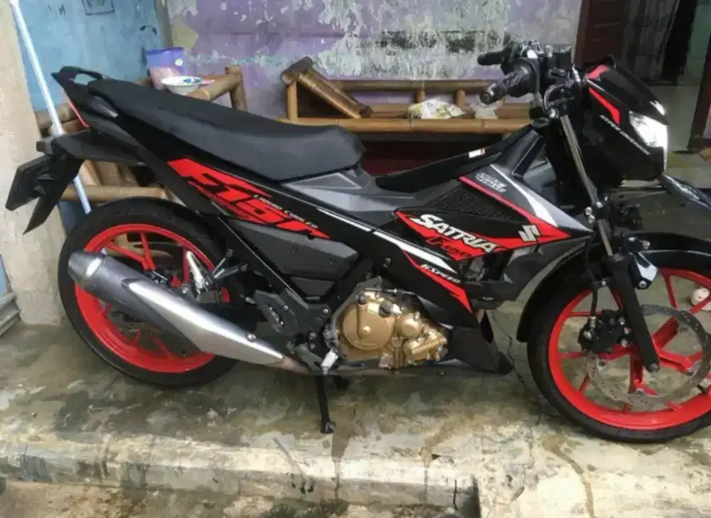 SUZUKI SATRIA FU INJEKSI 2016