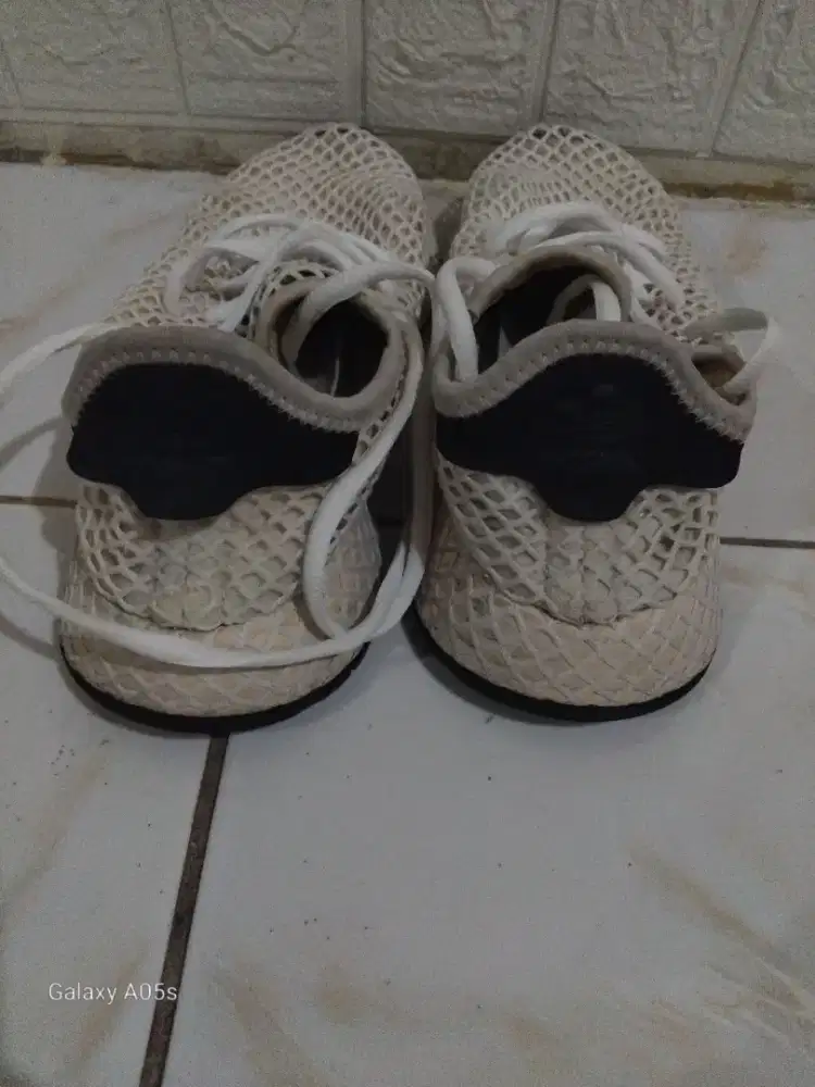 Sepatu adidas ori