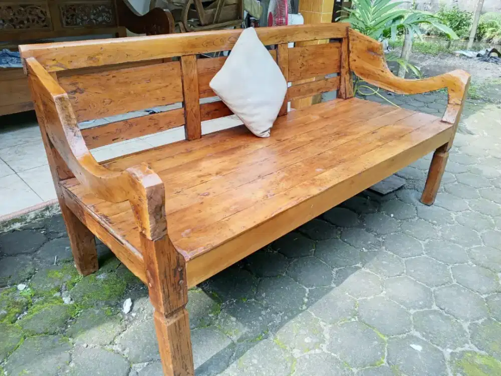 Kursi resban jati lawasan