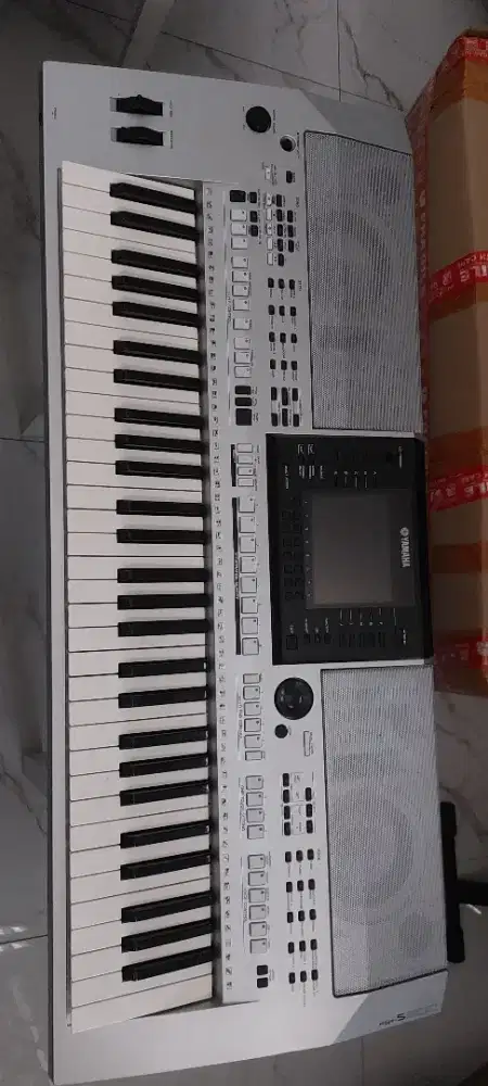 Keyboard yamaha Psr-S 900