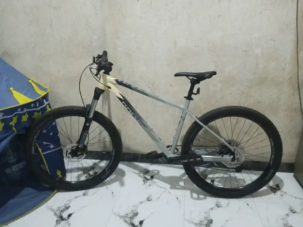 MTB Poligon Xtrada6 Size L