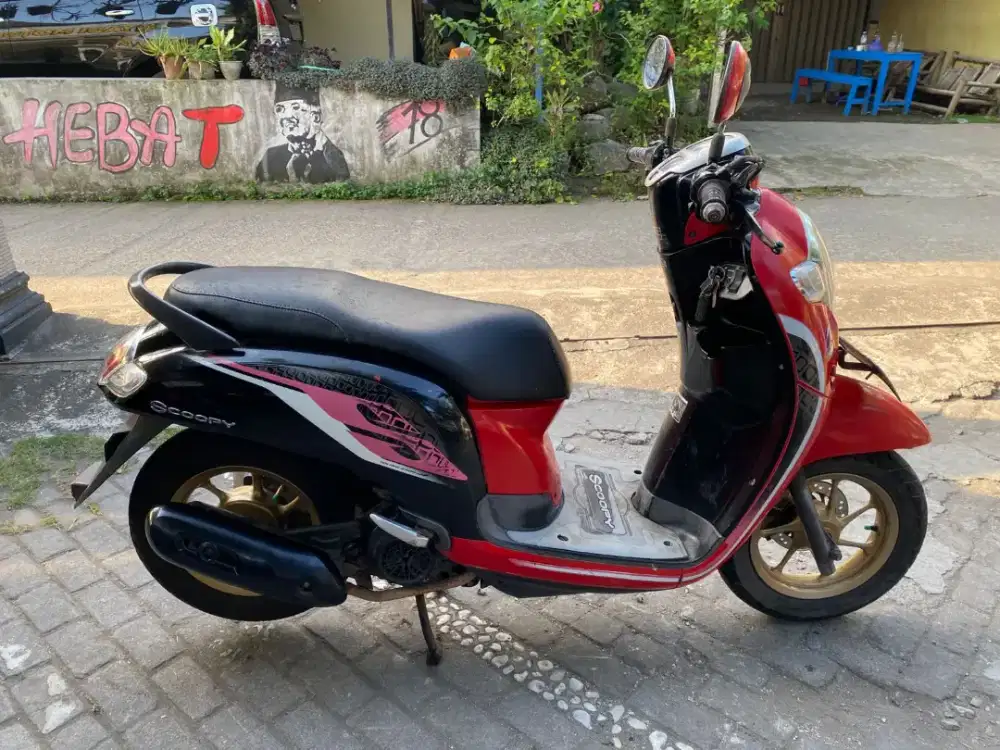 Scoopy THN 2019 plat AB Kulon Progo