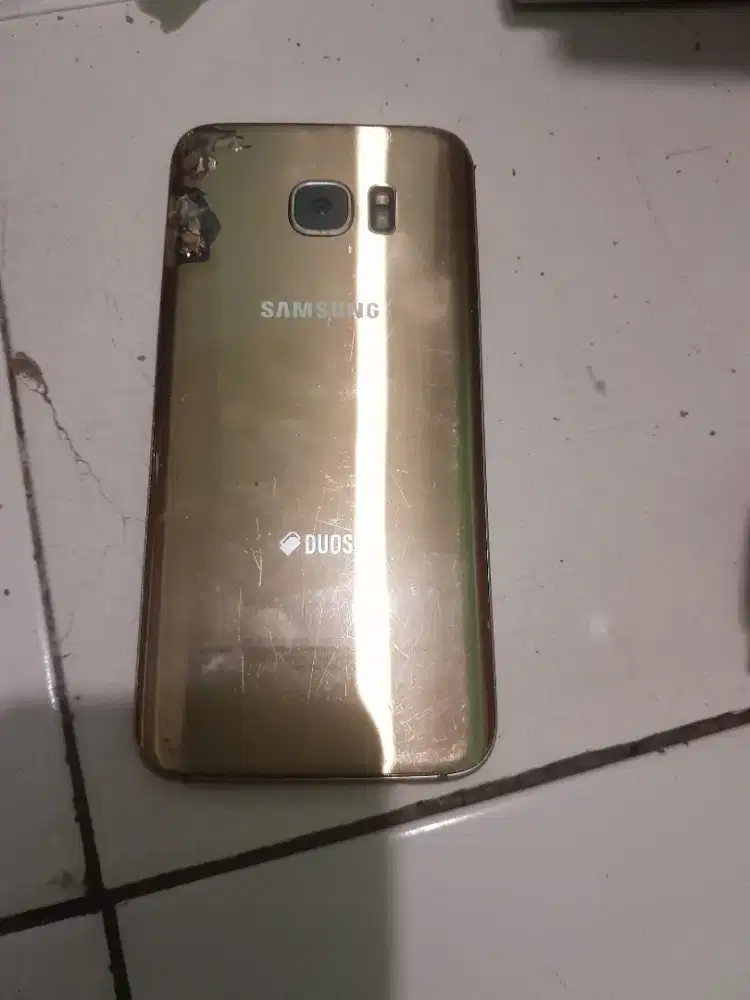 Samsung a7 edge mati