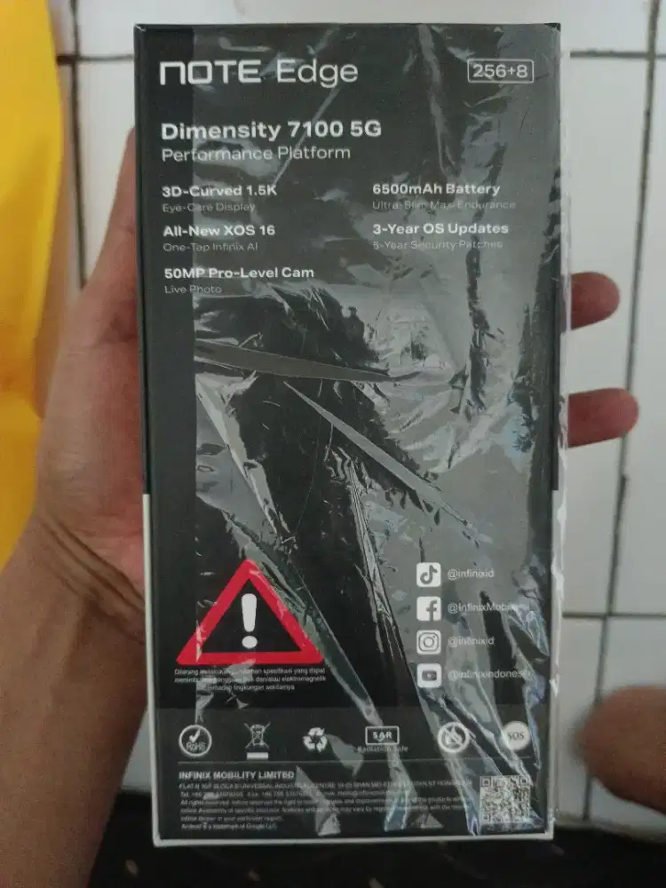 InFINIX NOTE EDGE 256 HITAM