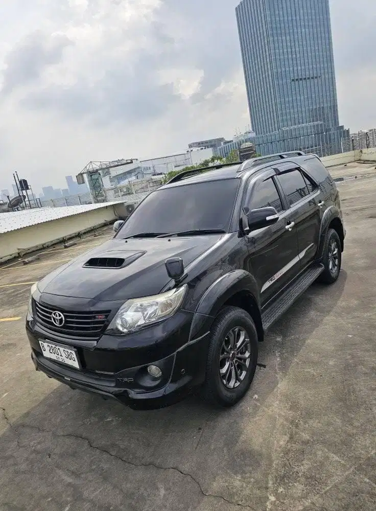 Toyota Fortuner TRD VNT 2015 a/t Istimewa