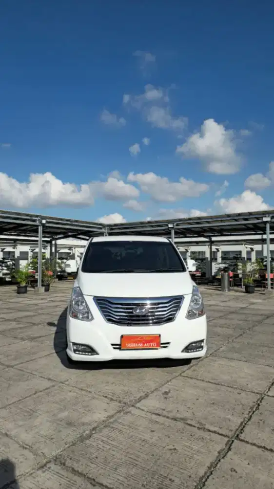 { Low km 10rb } Hyundai H1 2.5 AT Diesel 2015