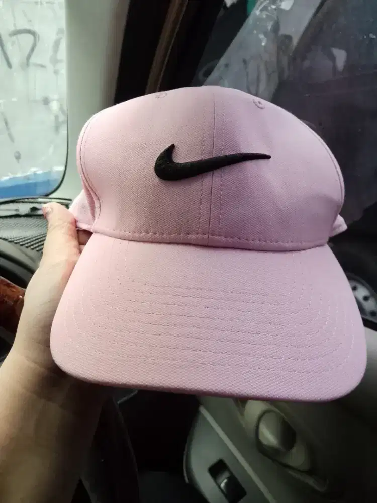 Dijual topi Nike original warna pink