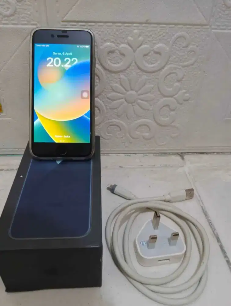 iPhone 8 256 GB Inter