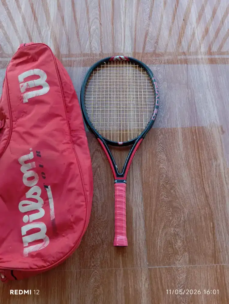 Raket tenis wilson triad original