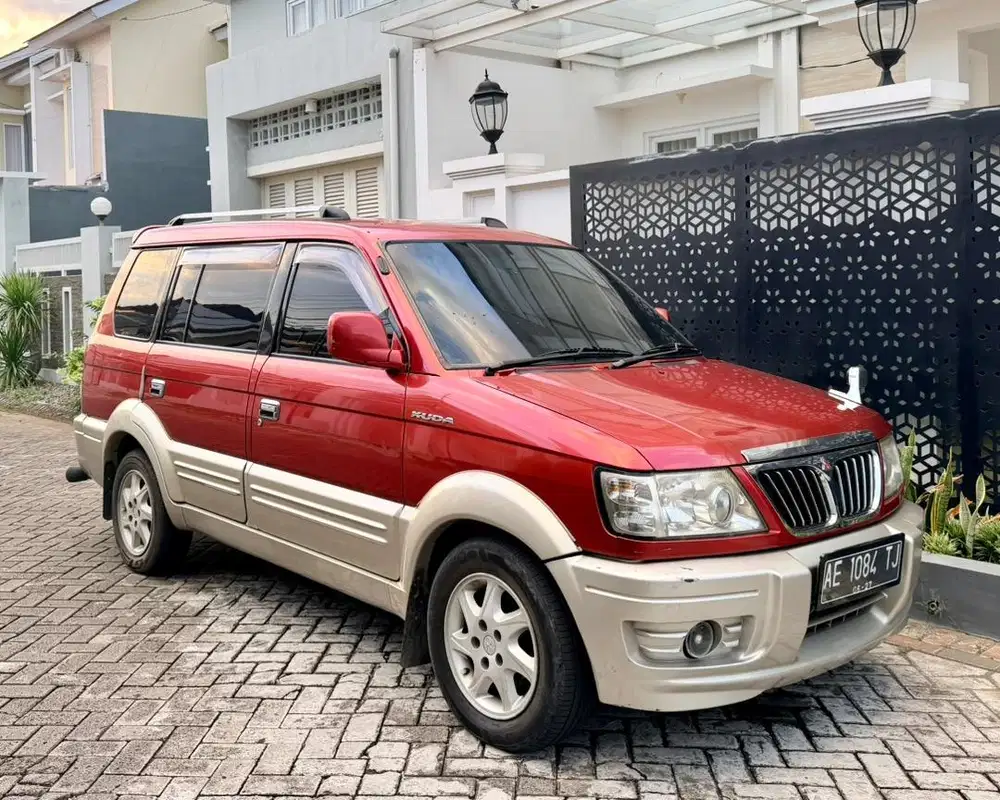 Kuda grandia 2003 bensin