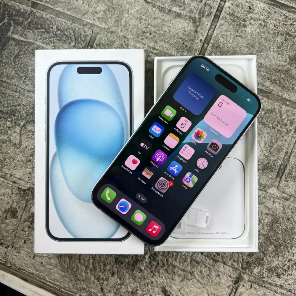 Iphone 15 basic 128 gb ibox pemakaian singkat