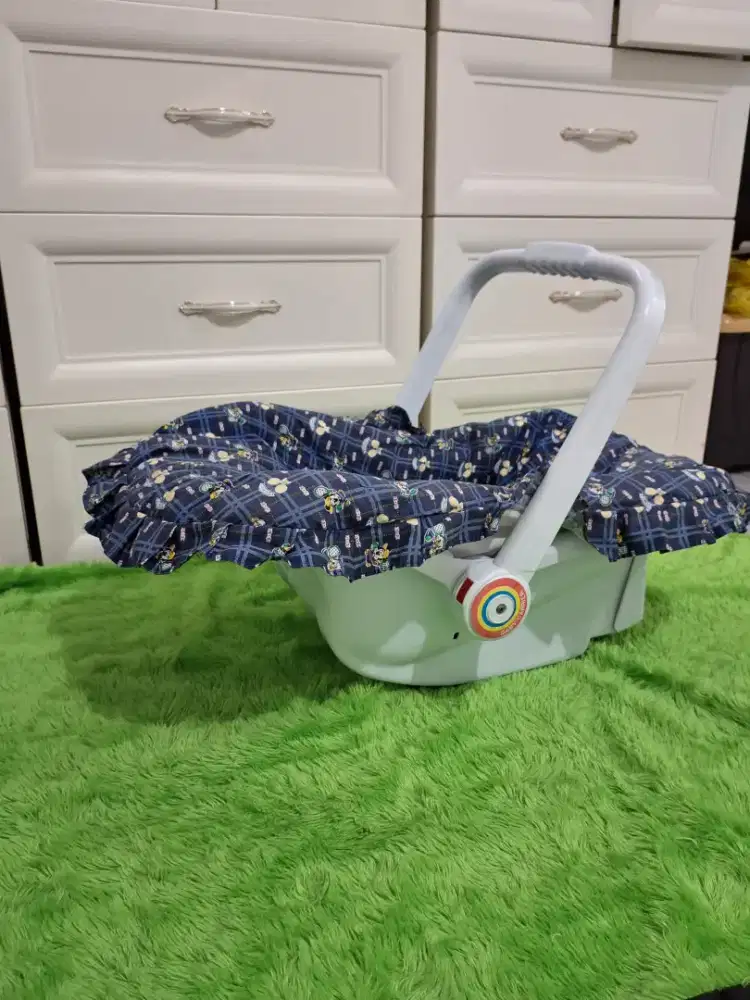 Keranjang bayi / carry cot / car seat & baby carrier pliko/Ayunan bayi
