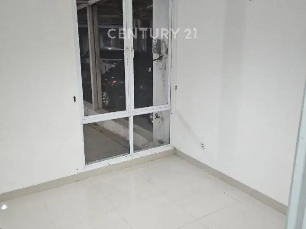 Disewakan Rumah Cluster Yarra  JGC, Jakarta Timur