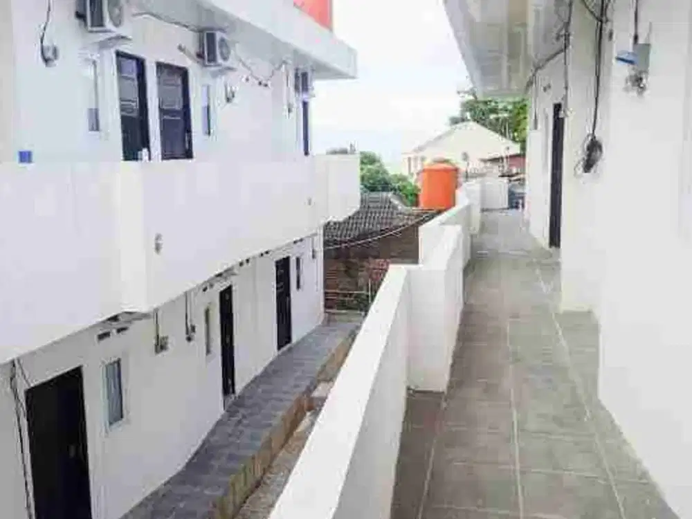 (HOT) Jual Kosan Aktif Ready 8 Kamar + 8 KM dekat Kampus UNPAD ITB Jatinangor Bandung