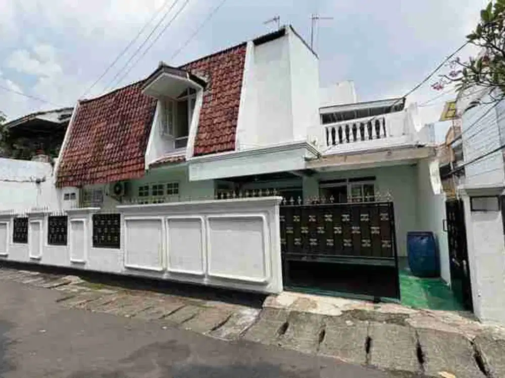 rumah 2lt Tebet jaksel