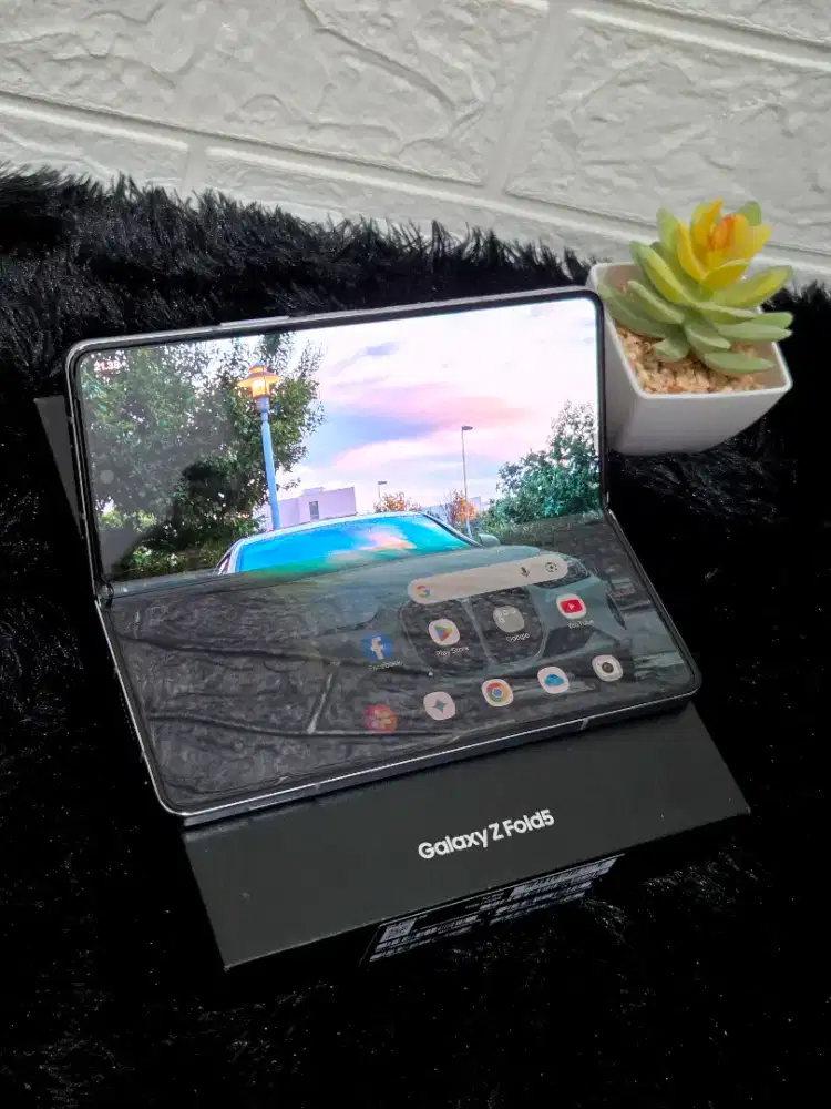 Samsung Z Fold 5 512Gb Biru Seadanya Cek Langsung
