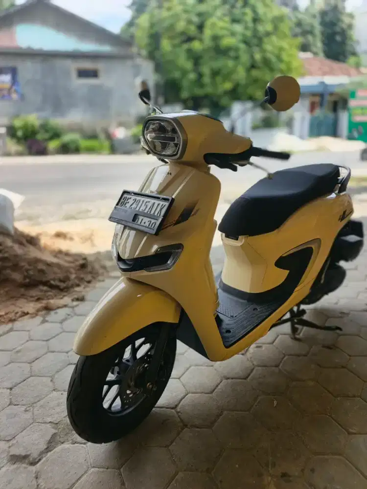 Honda Stylo 160 kotamadya pajak hidup