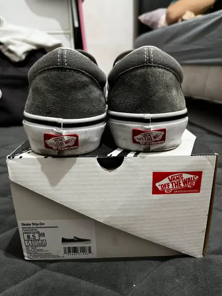 sepatu vans skate slip.on