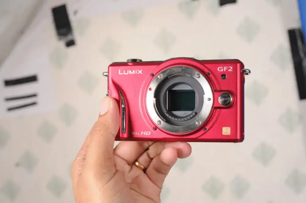 Kamera Mirrorless Lumix GF2 lensa kit