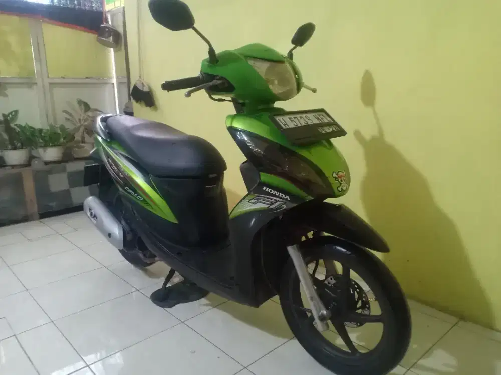 Honda 2012 orsinilan ,PJK hidup dan surat nya lengkap.Unit kondisi bgs