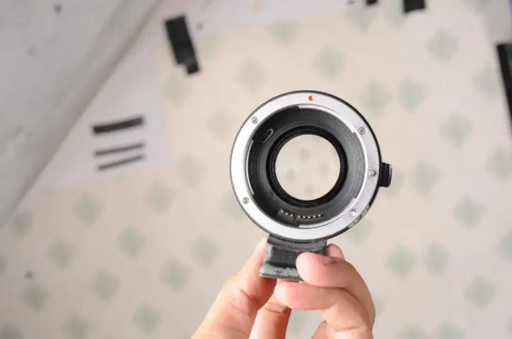 Adapter Lensa Canon ke Sony Mirrorless