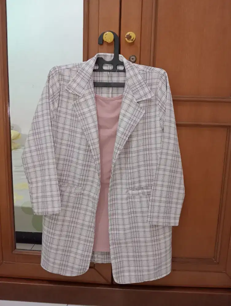 PRELOVED BLAZER WANITA