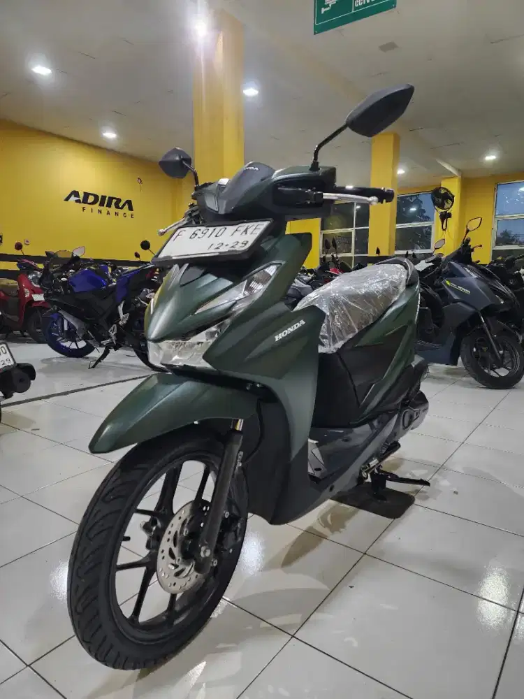 BEAT DELUXE SMART KEY TAHUN 2024,WARNA HIJAU LANGKA