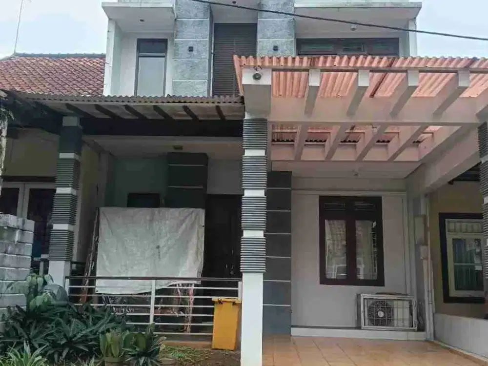 Jual murah rumah siap huni. Furnish di Sentul City.