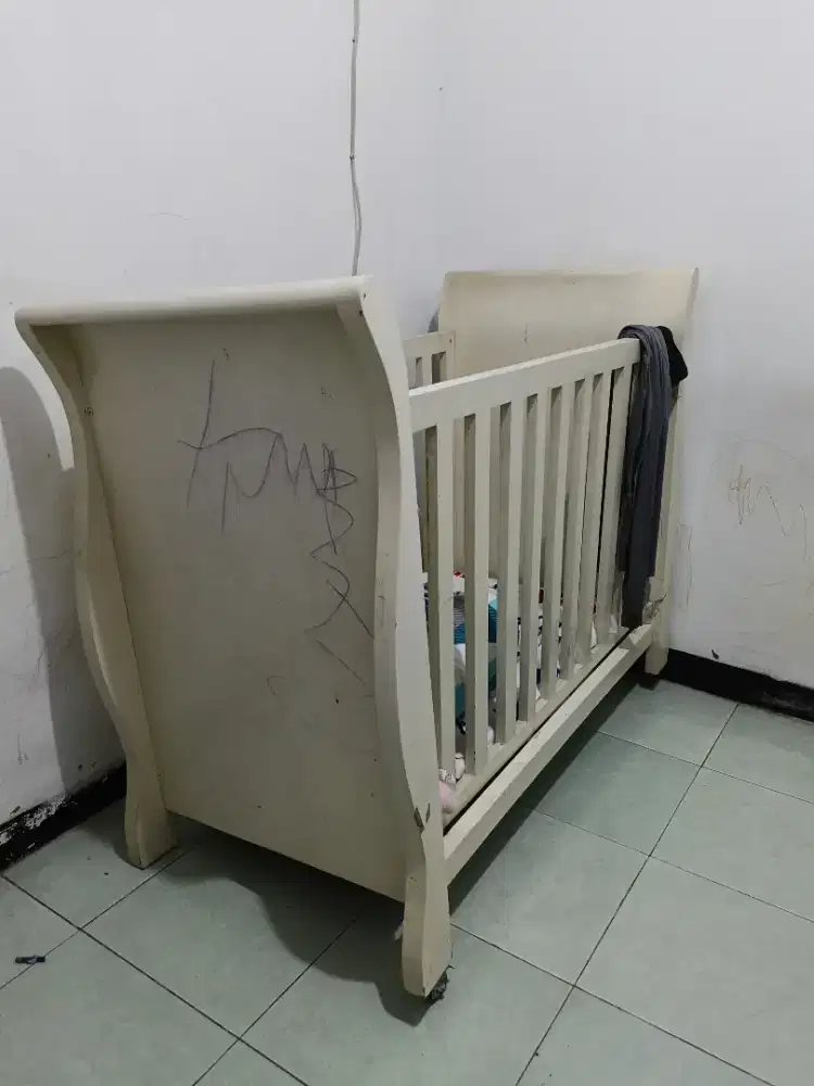 Keranjang Bayi Kayu